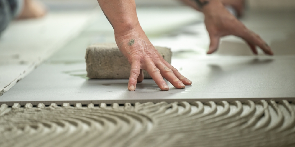 building & maintenance in 